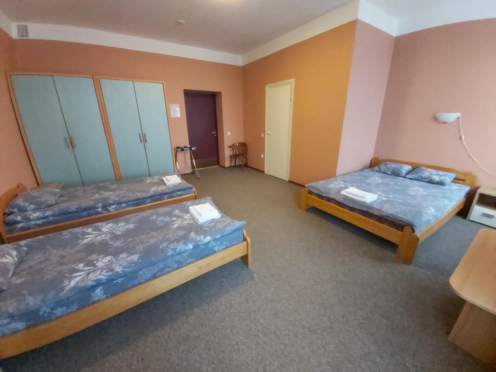 Gamma Hotel Līvāni エクステリア 写真