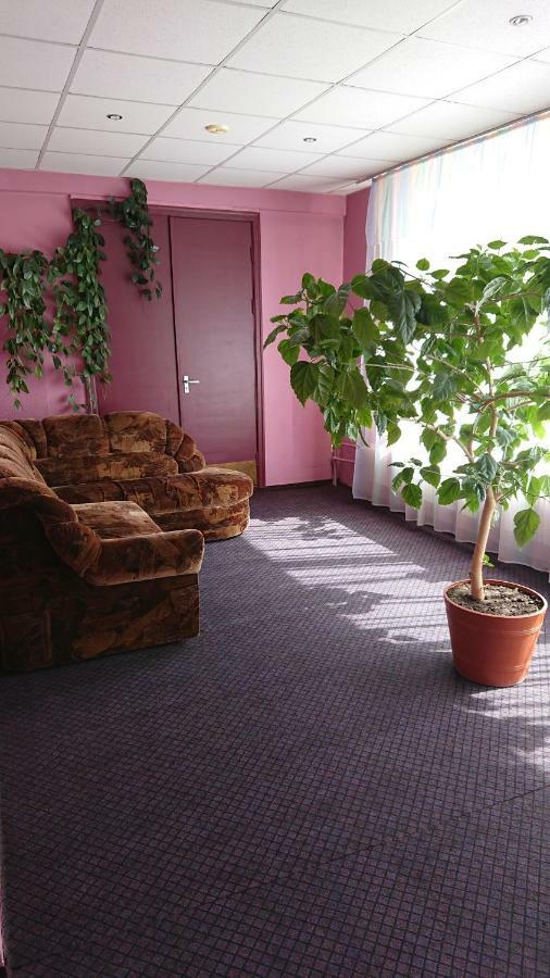 Gamma Hotel Līvāni エクステリア 写真
